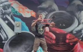 Professional Flower Stick Juggler - Fun - VIDEOTIME.COM