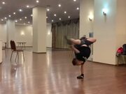 Boy Shows Cool Dance Moves - Kids - Y8.COM