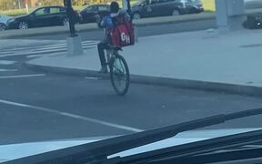 Food Delivery With No Front Wheel - Fun - VIDEOTIME.COM