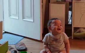 You're funny, dad! - Kids - VIDEOTIME.COM