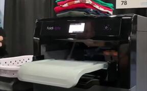 Clothes Folding Machine - Tech - VIDEOTIME.COM