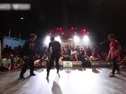 Dance Crews Battles It Out During Semi Finals - Fun - Y8.COM