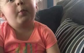 Little Girl Apologizes After Flushing Toys Down - Kids - VIDEOTIME.COM