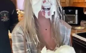 Birthday Girl Gets a Pie to the Face - Fun - VIDEOTIME.COM