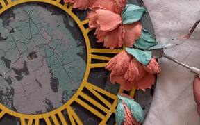 Talented Artist Makes ETHEREAL Clock Artwork - Fun - VIDEOTIME.COM