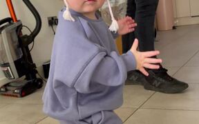 Baby Girl Turns On The Music & Does A Happy Dance - Kids - VIDEOTIME.COM