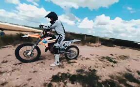 FPV Drone Thoroughly Captures Motocross Session - Sports - VIDEOTIME.COM