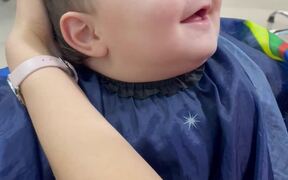 Adorable Boy Just Can't Stop Smiling - Kids - VIDEOTIME.COM