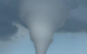 Huge Tornado Forms Over North Dakota - Fun - Videotime.com