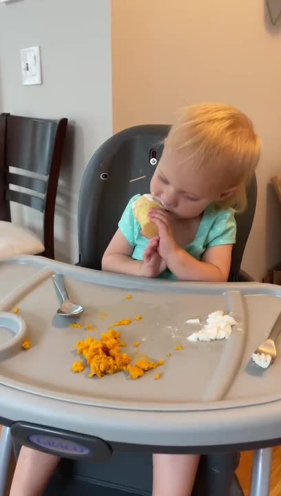 Kid Struggles Between Eating and Falling Asleep