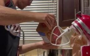Guy Accidentally Spills Flour on Himself - Fun - VIDEOTIME.COM