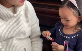 Little Girl Applies Makeup on Mom's Face - Kids - VIDEOTIME.COM