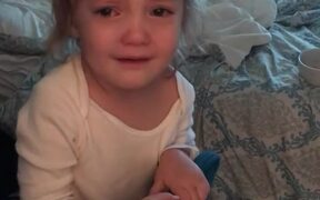 Kid Refuses To Admit She is Having Bad Day - Kids - Videotime.com