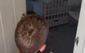 Boy Beautifully Takes Care Of His Twin Siblings - Kids - VIDEOTIME.COM