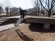 Guy Displays Incredible Parkour Moves