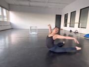 Girl Performs Incredible Contortion Dance