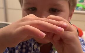 Kid Tells Mom He Doesn't Love Her Much - Kids - VIDEOTIME.COM