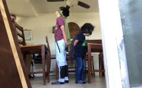 Mom and Two Sons Play Blindfolded Guessing Game - Fun - VIDEOTIME.COM