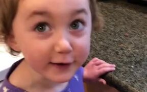 Little Girl Gets Caught While Sneaking Cookie - Kids - VIDEOTIME.COM