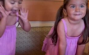 Twins Start Crying as Soon as People Start Singing - Kids - VIDEOTIME.COM