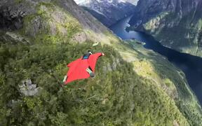 Epic Wingsuit Flying - Sports - VIDEOTIME.COM
