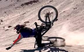 Mountain Biker Eats Dirt After Failed Attempt - Sports - VIDEOTIME.COM