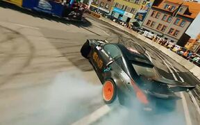 Cars Compete Intensely at Drift Event - Tech - VIDEOTIME.COM