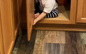 Kid Shuts Himself Inside Cabinet With Vodka Bottle - Kids - VIDEOTIME.COM
