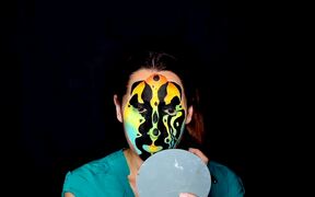 Makeup Artist Transforms Face Into Dart Frog - Fun - VIDEOTIME.COM