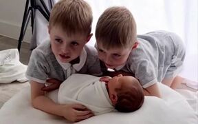 Twin Brothers Take Care of Their Newborn Brother - Kids - VIDEOTIME.COM