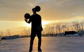 Person Shows Incredible Tricks With Basketballs - Sports - VIDEOTIME.COM