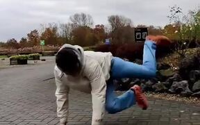 Man Shows off Impressive Break Dancing Skills - Fun - VIDEOTIME.COM