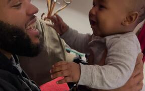 Dad Gets Excited When Baby Says Dada For 1st Time - Kids - VIDEOTIME.COM