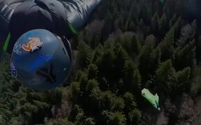 Skydiving Coach Does Wingsuit Flying - Sports - VIDEOTIME.COM