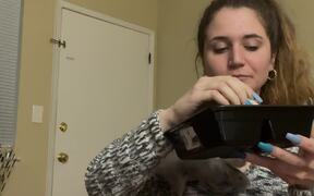 Rats Jump on Woman While She Eats Her Food - Animals - VIDEOTIME.COM