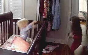 Little Girls Come to Get Toddler Out of Her Crib - Kids - VIDEOTIME.COM