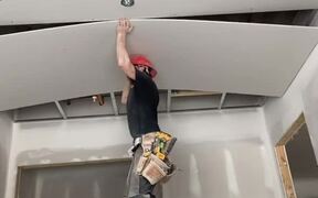 Drywall Breaks Into Half as Guy Tries to Install