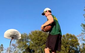 Guy Makes Impressive Basketball Trickshots