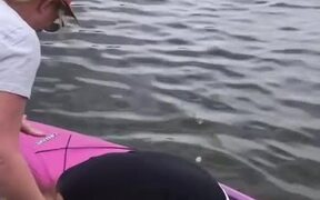 Woman Falls Into Water While Go Kayaking