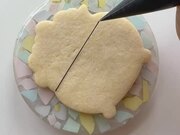Decorating Fun Cauldron-Shaped Cookies