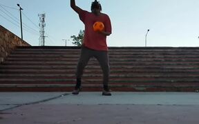 Man Shows Impressive Juggling Skills 