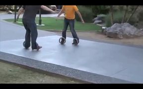 Hammacher Schlemmer’s Sidewinding Circular Skates