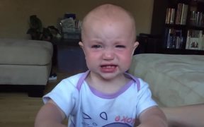 A Baby Crying In Slow Motion - Kids - VIDEOTIME.COM