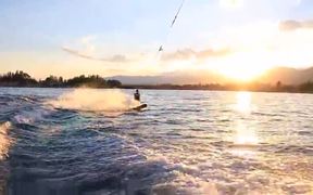 Wakeboarding on the Lake - Sports - VIDEOTIME.COM
