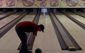 Spinning Bowling Trick Shots - Sports - VIDEOTIME.COM