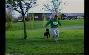 Dog Sprays Down Owner With Hose - Animals - VIDEOTIME.COM