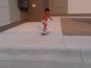 2 Year Old Skateboarder - Kids - Y8.COM