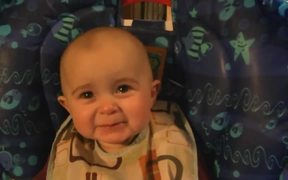 Mom Sings Baby To Tears - Kids - VIDEOTIME.COM