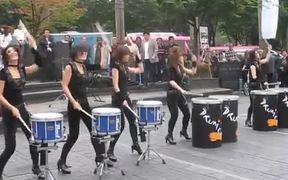 Female Korean Drum Band - Fun - VIDEOTIME.COM