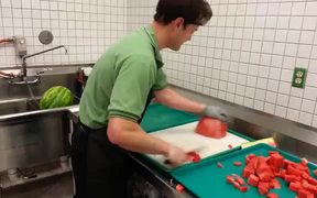 Cutting Watermelon - Fun - VIDEOTIME.COM